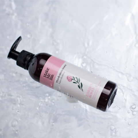 Garden Roses płyn do mycia twarzy Make Me Bio 200 ml Garden Roses płyn do mycia twarzy Make Me Bio 200 ml